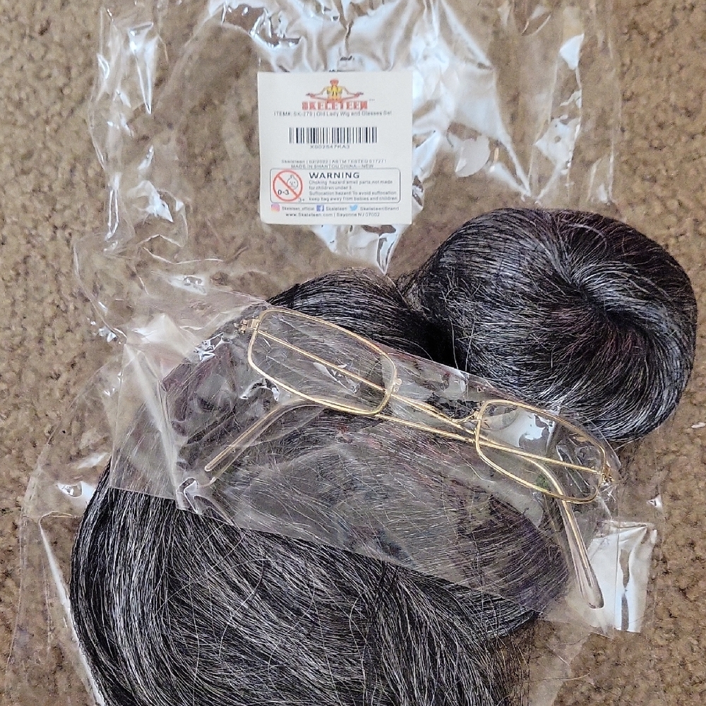 Skeleteen Old Lady Wig and Glasses Set